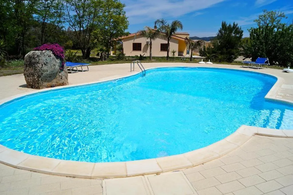 Agriturismo Rocce Bianche - Bungalows Arbus Italy