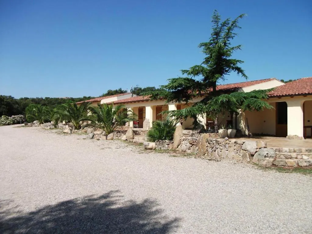 Agriturismo Rocce Bianche - Bungalows Arbus Italy